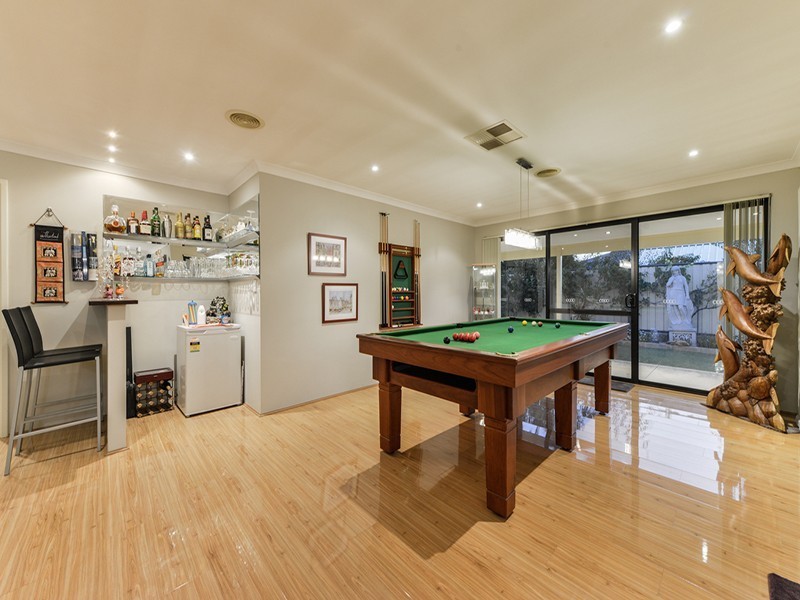 13 Templar Pass, Wattle Grove WA 6107