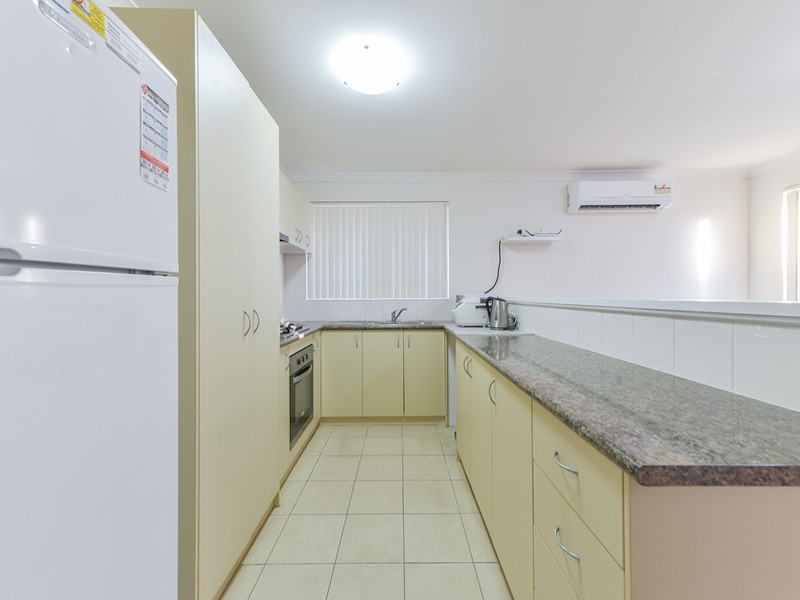 3/35 Nicholson Road, Cannington WA 6107