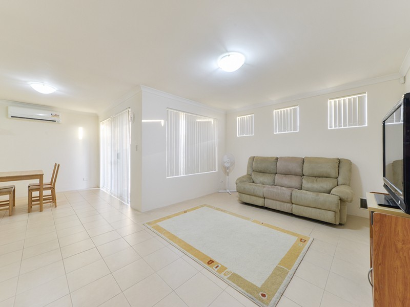 3/35 Nicholson Road, Cannington WA 6107