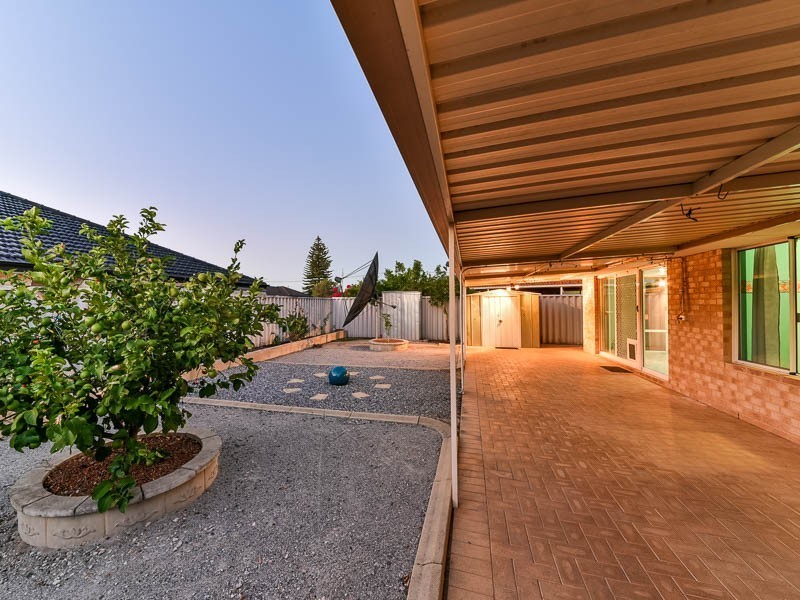 148 Hamilton Street, Queens Park WA 6107