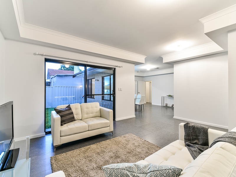 31a Hartfield Street, Queens Park WA 6107