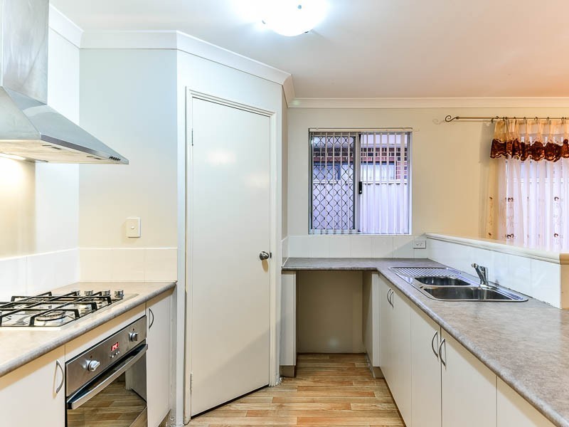 3 Thistle Way, East Cannington WA 6107