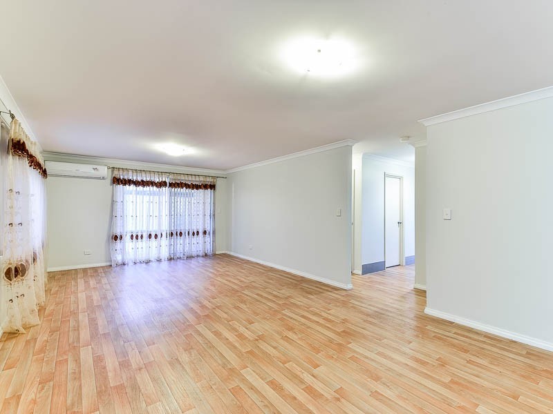 3 Thistle Way, East Cannington WA 6107