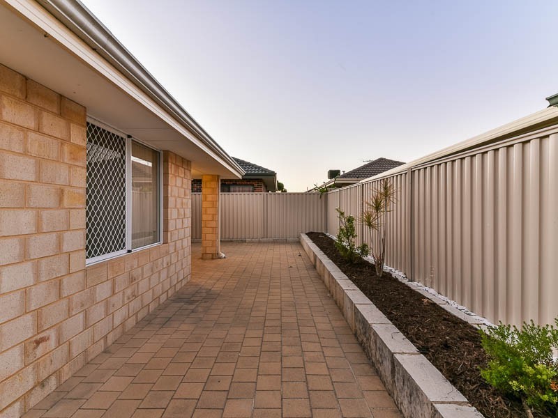 3 Thistle Way, East Cannington WA 6107