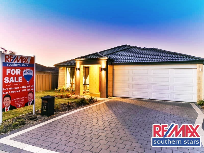 15 Reginald Street, Queens Park WA 6107
