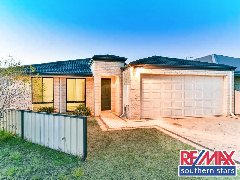 49 Balaka Way, Queens Park WA 6107