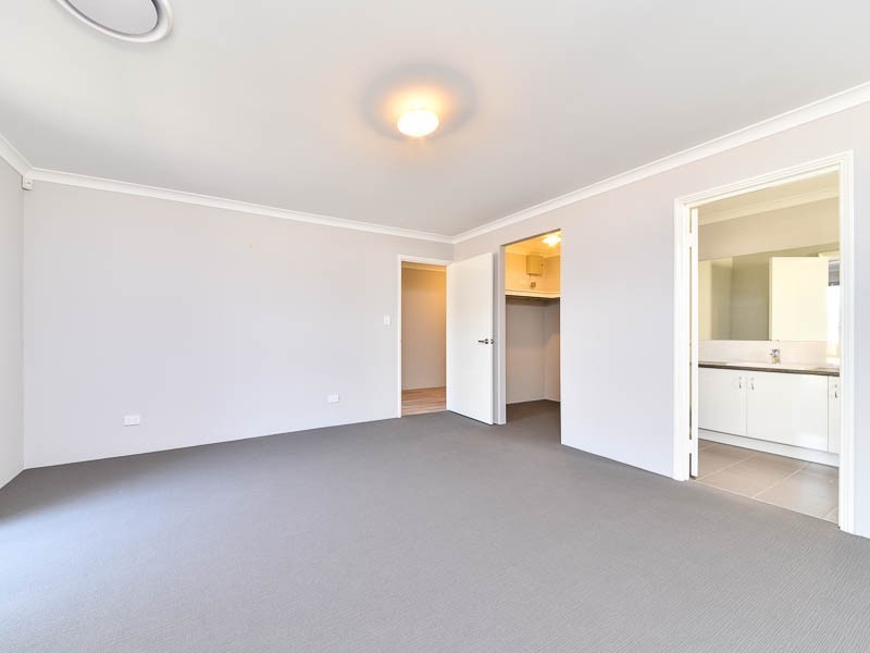 6 Chichester Avenue, Beckenham WA 6107