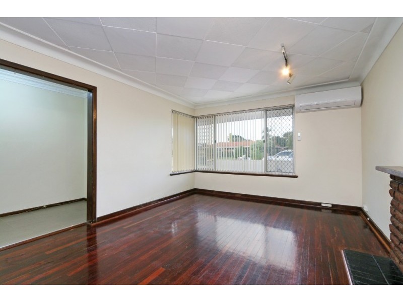 21 Parklands Square, Riverton WA 6148