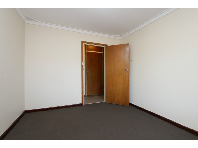 21 Parklands Square, Riverton WA 6148