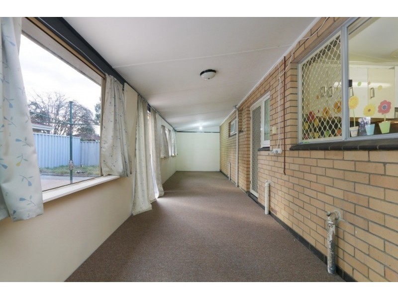 21 Parklands Square, Riverton WA 6148