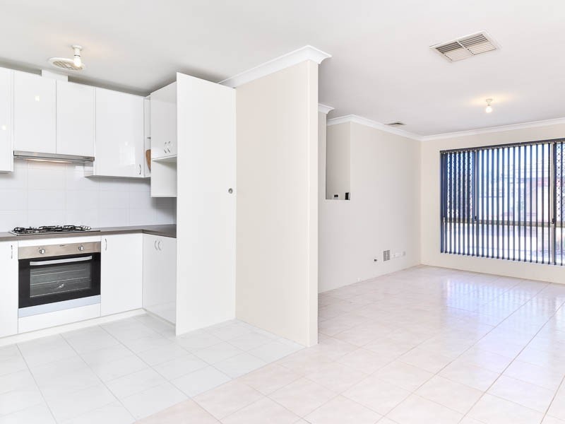 6/61 Rochester Avenue, Beckenham WA 6107