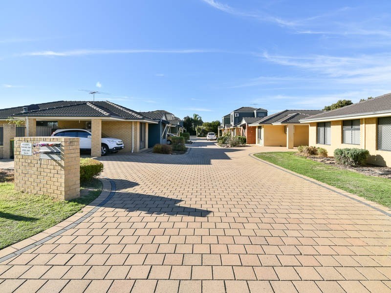 3/9 Bickley Road, Cannington WA 6107