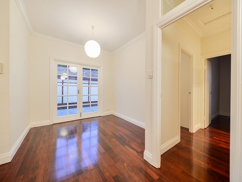 29 Donaldson Street, Queens Park WA 6107