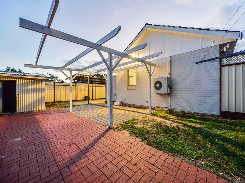 29 Donaldson Street, Queens Park WA 6107