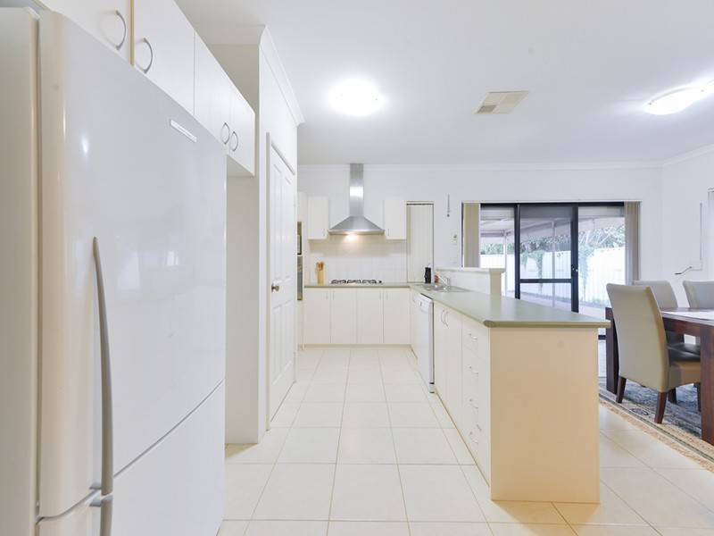 417a Belgravia Street, Cloverdale WA 6105