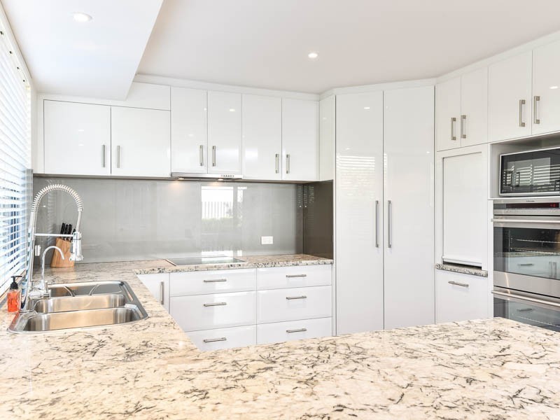 10 Hartfield Crescent, Leeming WA 6149