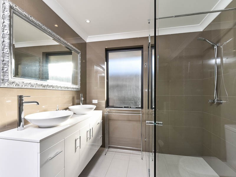 10 Hartfield Crescent, Leeming WA 6149