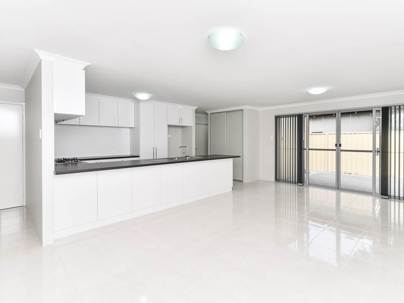 209b William St, Beckenham WA 6107