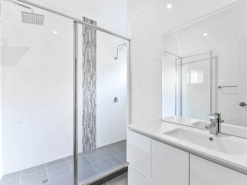 31b Hartfield, Queens Park WA 6107