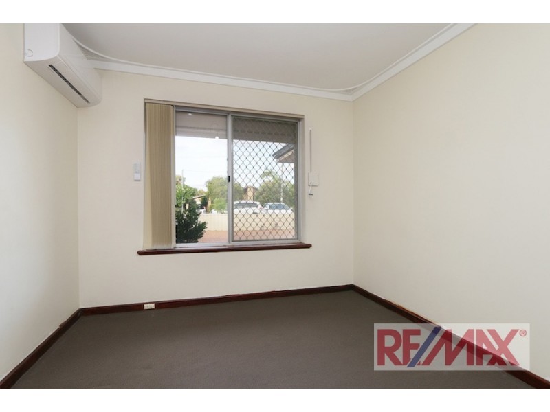 21 Parklands Square, Riverton WA 6148