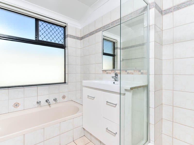 6 Turtledove Grove, East Cannington WA 6107