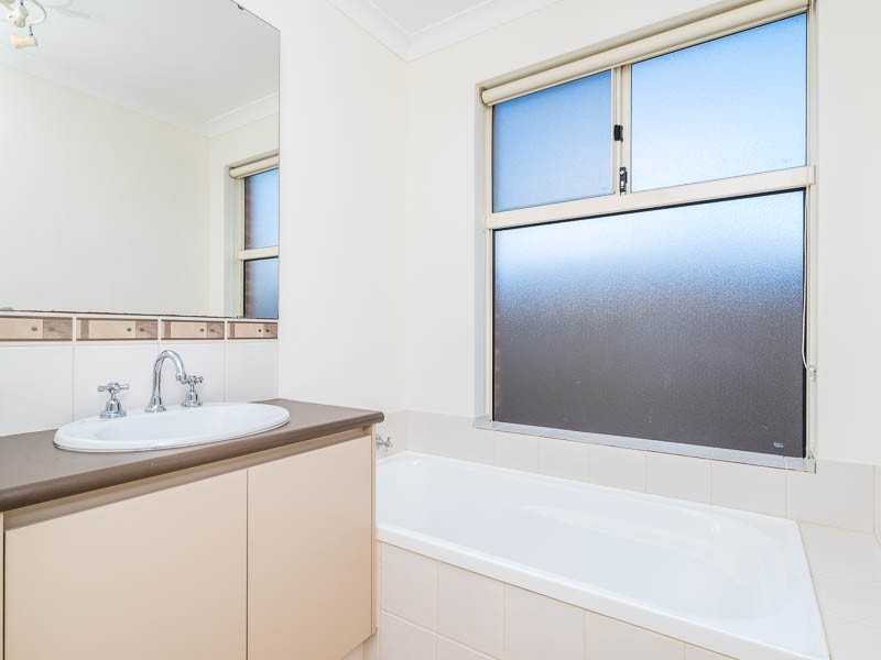 1 Saddle Lane, Harrisdale WA 6112