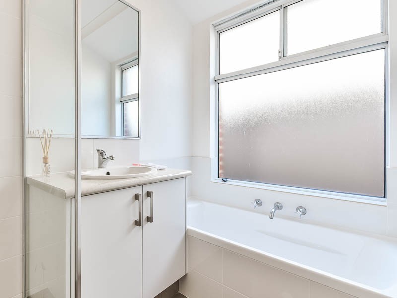 5 Lixnaw Lane, Beckenham WA 6107