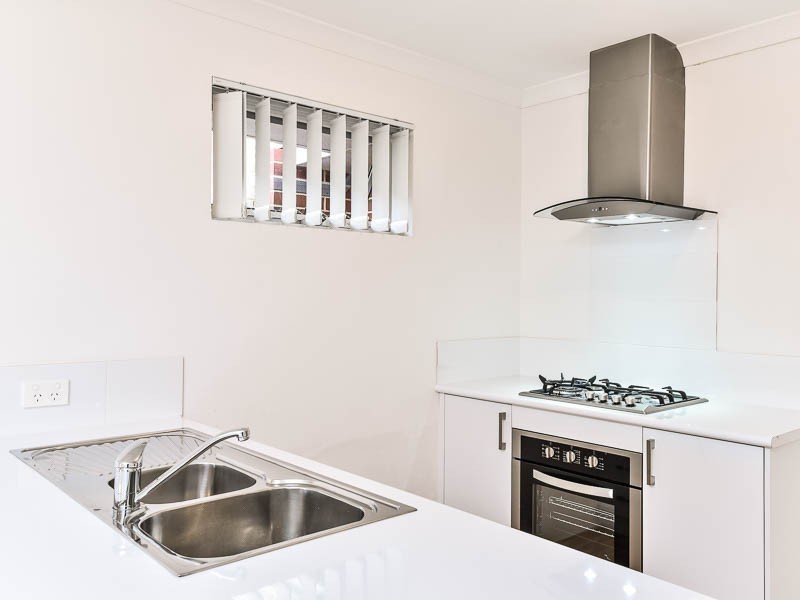 5 Lixnaw Lane, Beckenham WA 6107