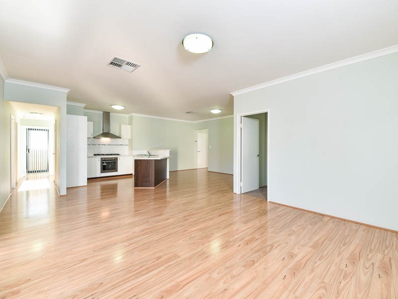 3/330 Wharf Street, Queens Park WA 6107