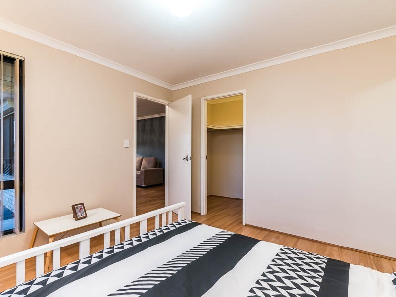 59b Cross Street, Queens Park WA 6107