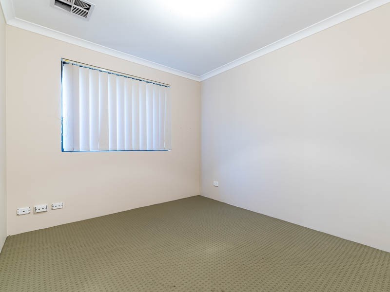 59b Cross Street, Queens Park WA 6107