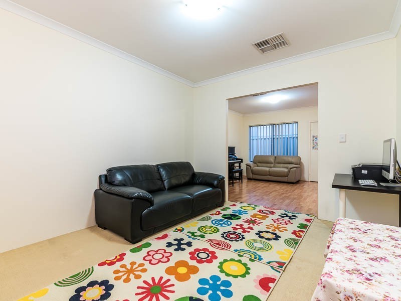 4/104 Station Street, East Cannington WA 6107