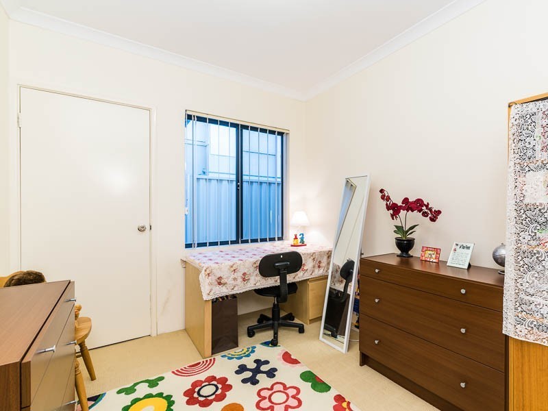 4/104 Station Street, East Cannington WA 6107