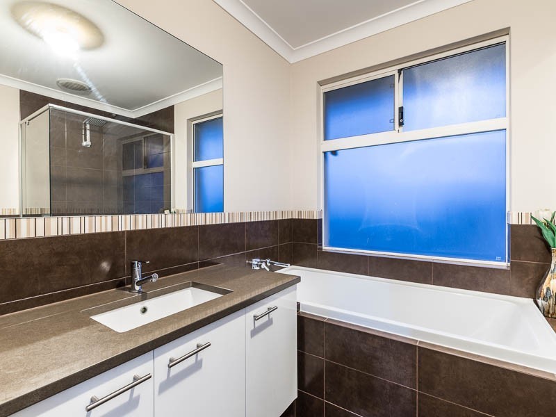 29 Wannell Street, Queens Park WA 6107