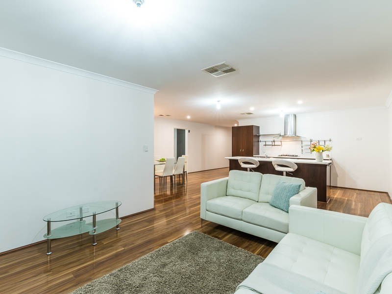 23 Ayer Road, Queens Park WA 6107