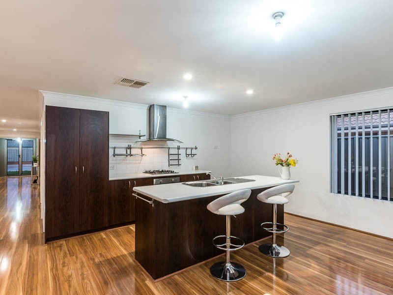 23 Ayer Road, Queens Park WA 6107