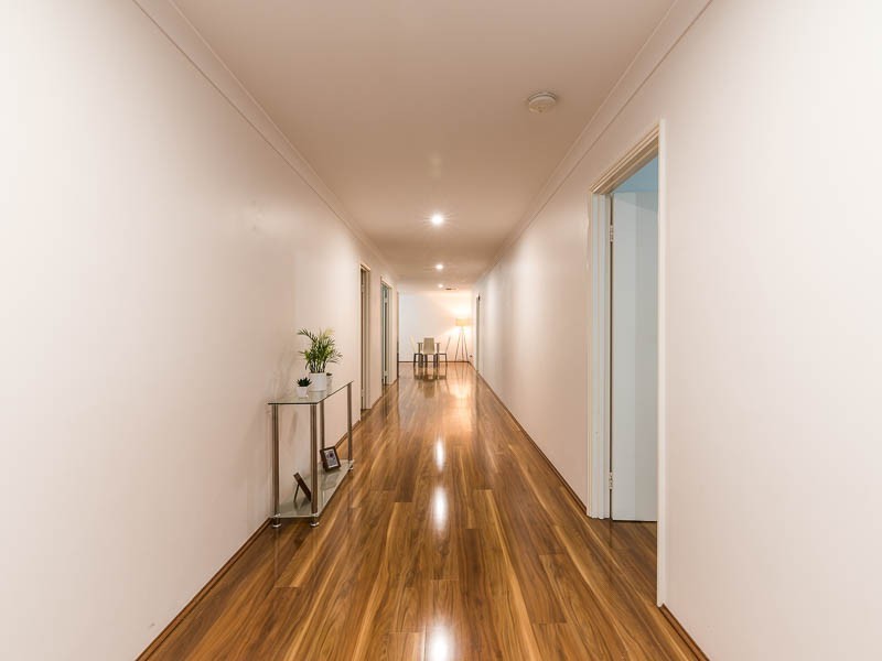 23 Ayer Road, Queens Park WA 6107