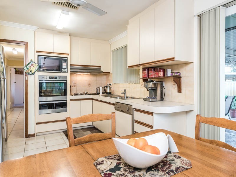 42 Faversham Street, Beckenham WA 6107