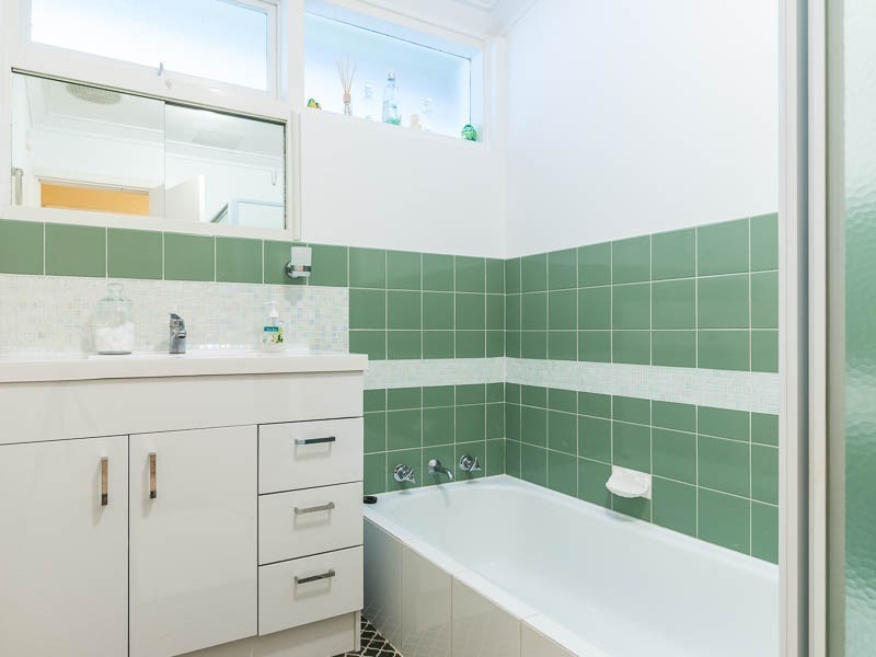 42 Faversham Street, Beckenham WA 6107