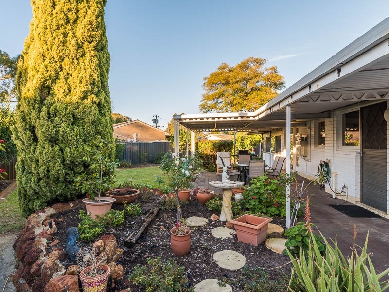 42 Faversham Street, Beckenham WA 6107