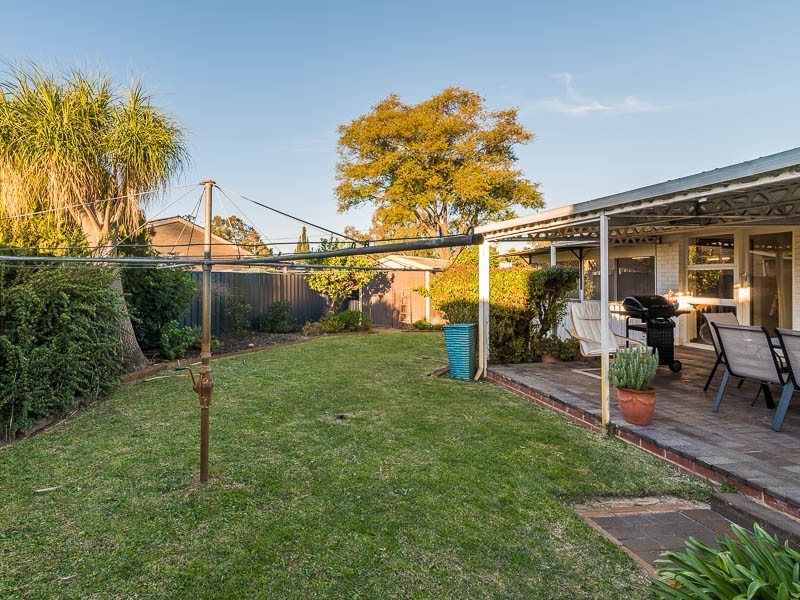 42 Faversham Street, Beckenham WA 6107