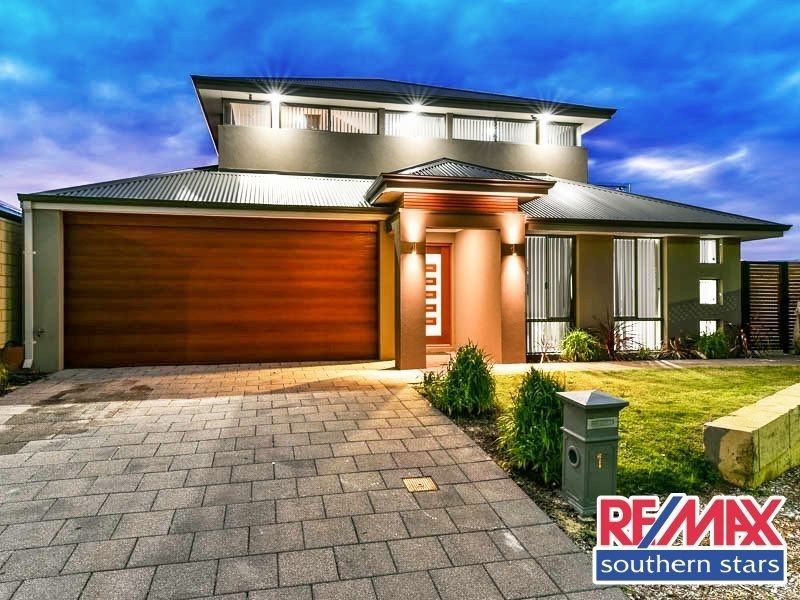 1 Reginald Street, Queens Park WA 6107