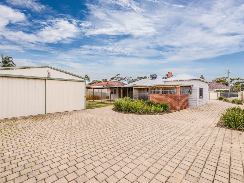 118 Station Street, East Cannington WA 6107