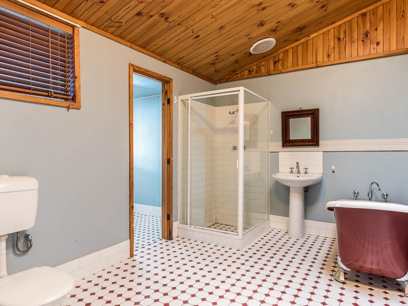 118 Station Street, East Cannington WA 6107