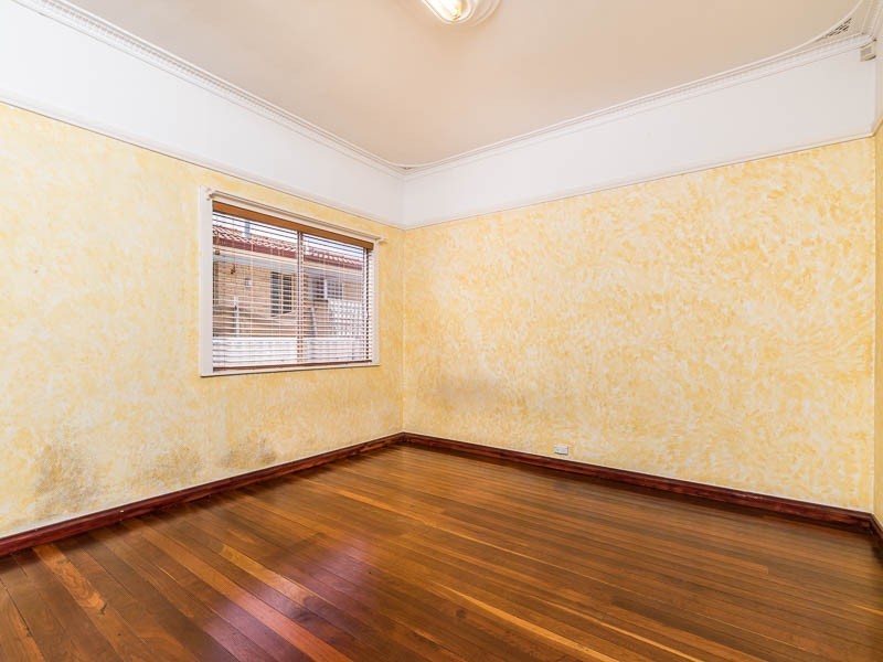 118 Station Street, East Cannington WA 6107