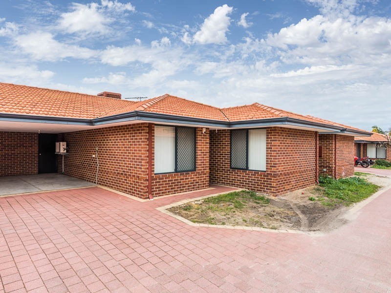 4/147 Sevenoaks Street, Cannington WA 6107