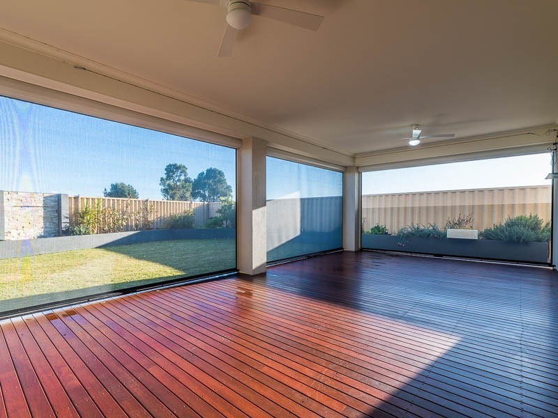 4 Clearwater Drive, Southern River WA 6110