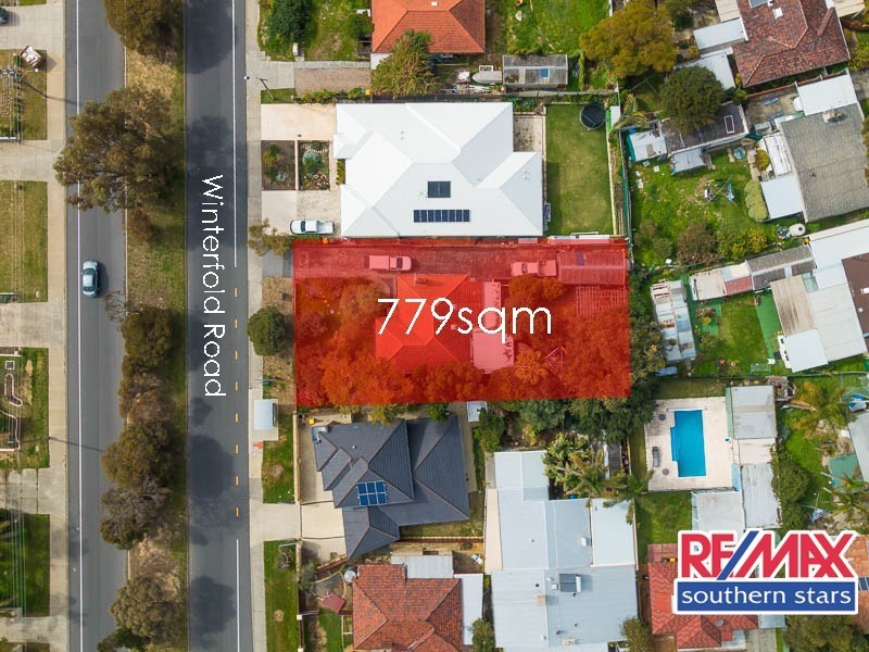 111 Winterfold Road, Coolbellup WA 6163