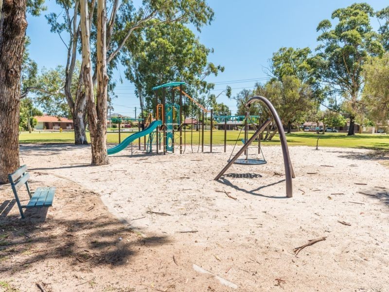 48A Shillington Way, Thornlie WA 6108