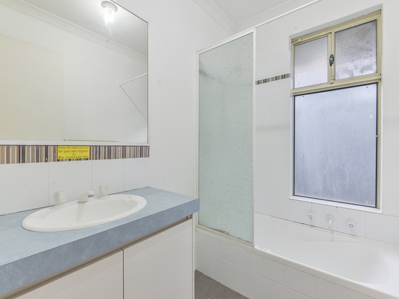 2a Fleming Avenue, Bentley WA 6102